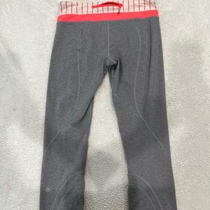 Lululemon capri leggings